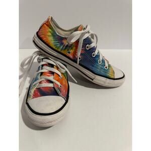 Kids Converse tie dye shoes size 2